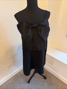 NWT Black Bow Front Sleeveless Dress